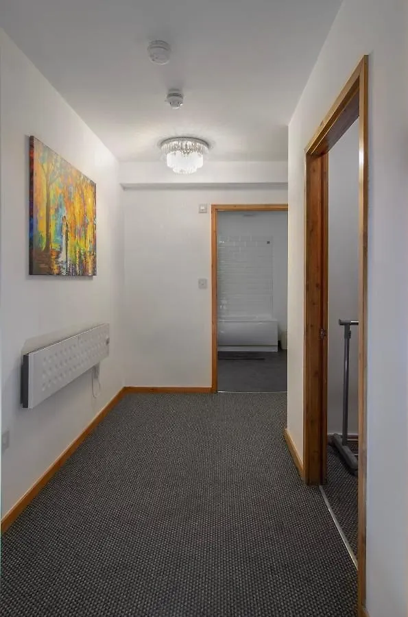Super Spacious Church Conversion Close To Tower Blackpool